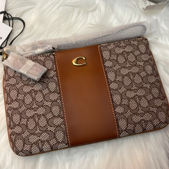 Coach Signature Jacquard Small Wristlet - Picture 10 of 12